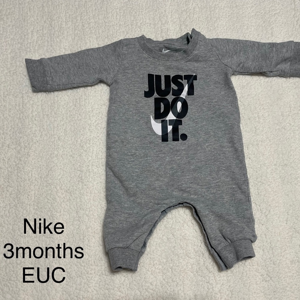 Nike Baby Bodysuit